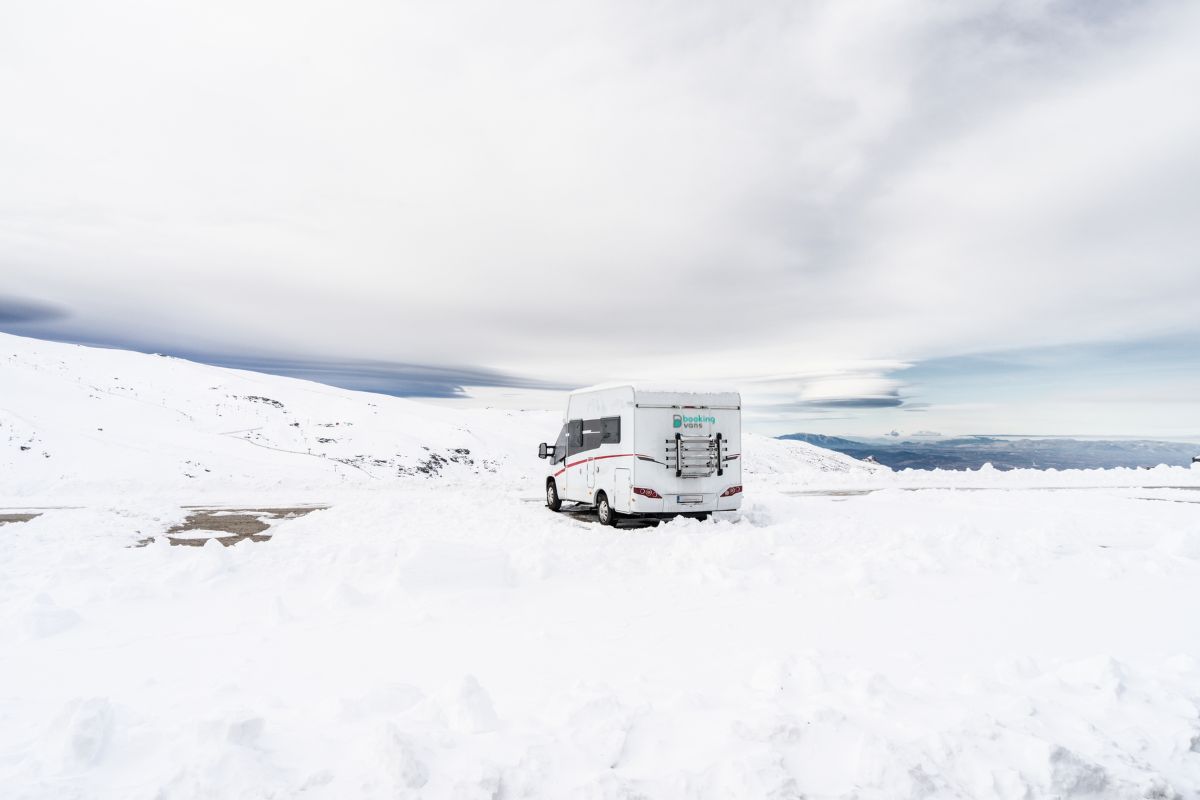 Viajar a la nieve con tu autocaravana.