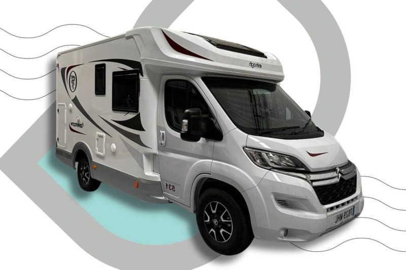 Bookingvans - Elnagh Baron 531